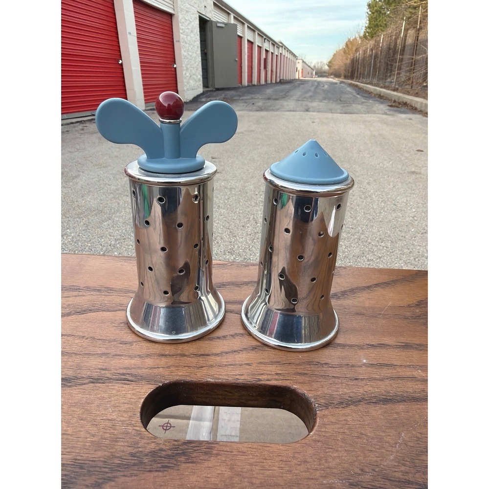 Alessi Salt Pepper Shaker Set Blue Tops INOX 18/10 Italy Stainless Steel - Picture 7 of 8
